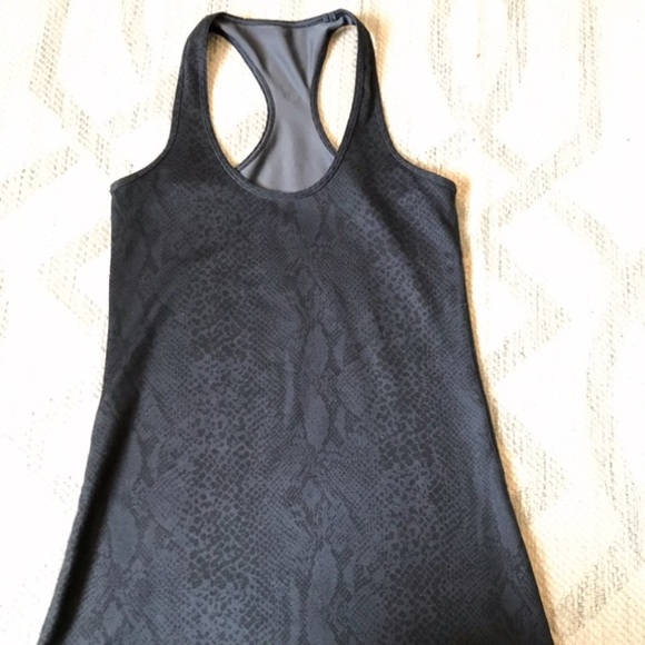 Lululemon Tank | Size 6 - Picture 2 of 3